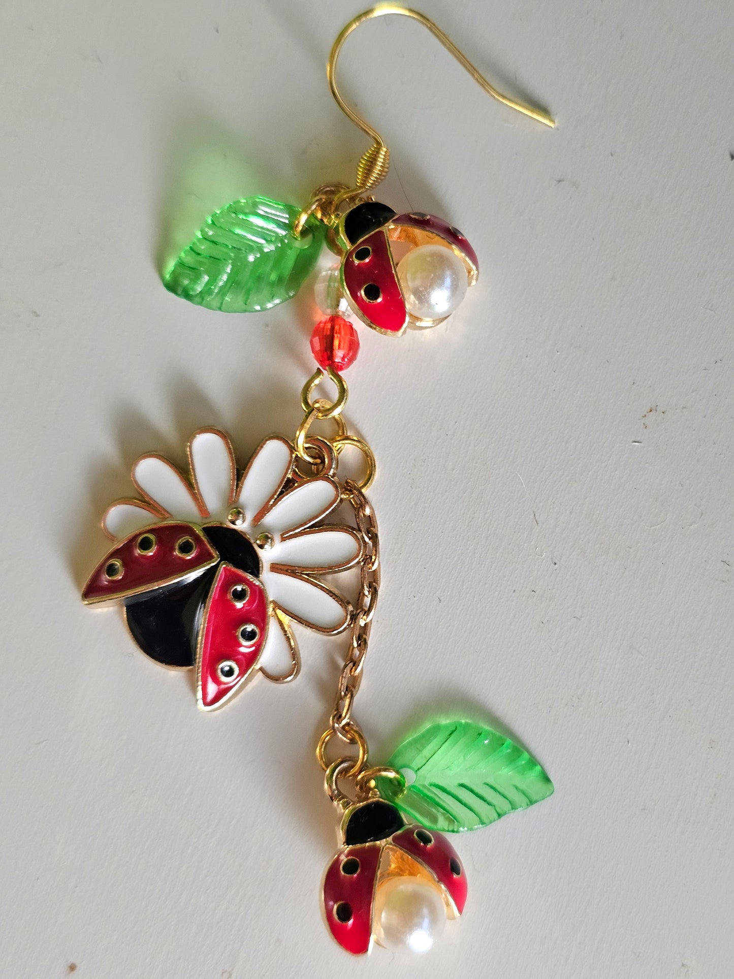 Ladybug Pearl Double Leaf & Daisy Dangle Earrings – Gold Nature Jewelry with Crystal Beads for Garden Lovers
