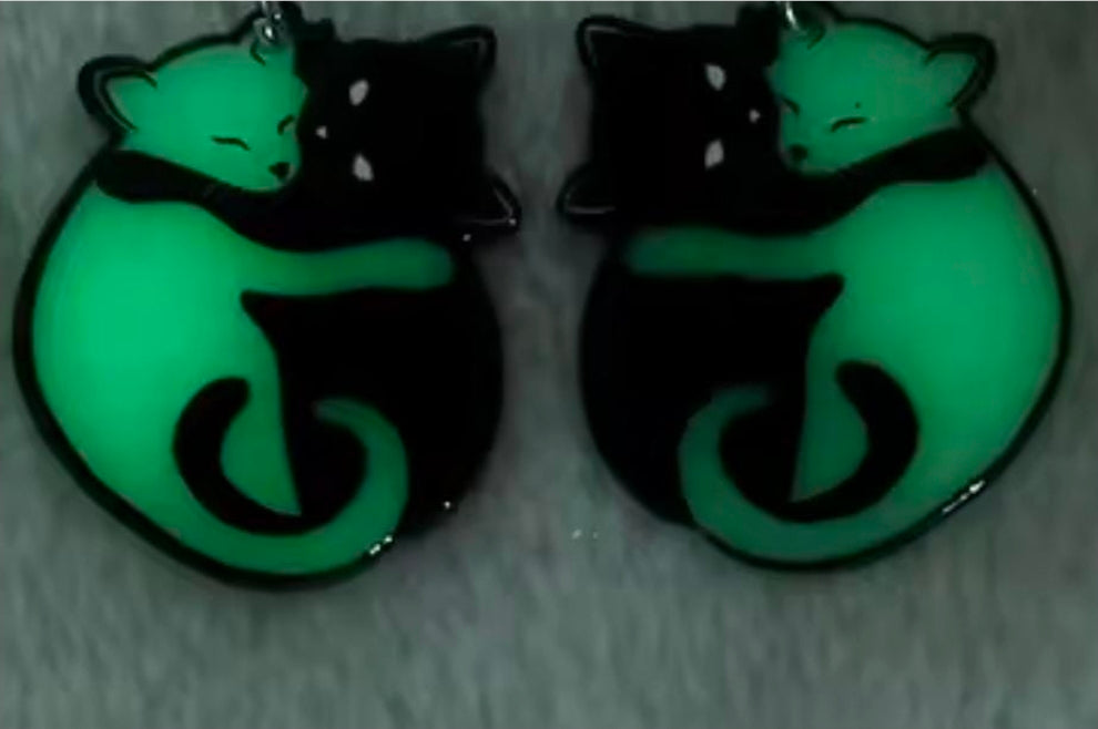 Black & White Hugging Cat Earrings – Yin Yang Kitty Jewelry for Cat Lovers - Glow in the Dark